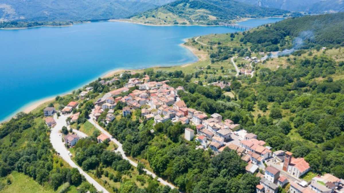 Guida Pratica per Arrivare al Lago di Campotosto
